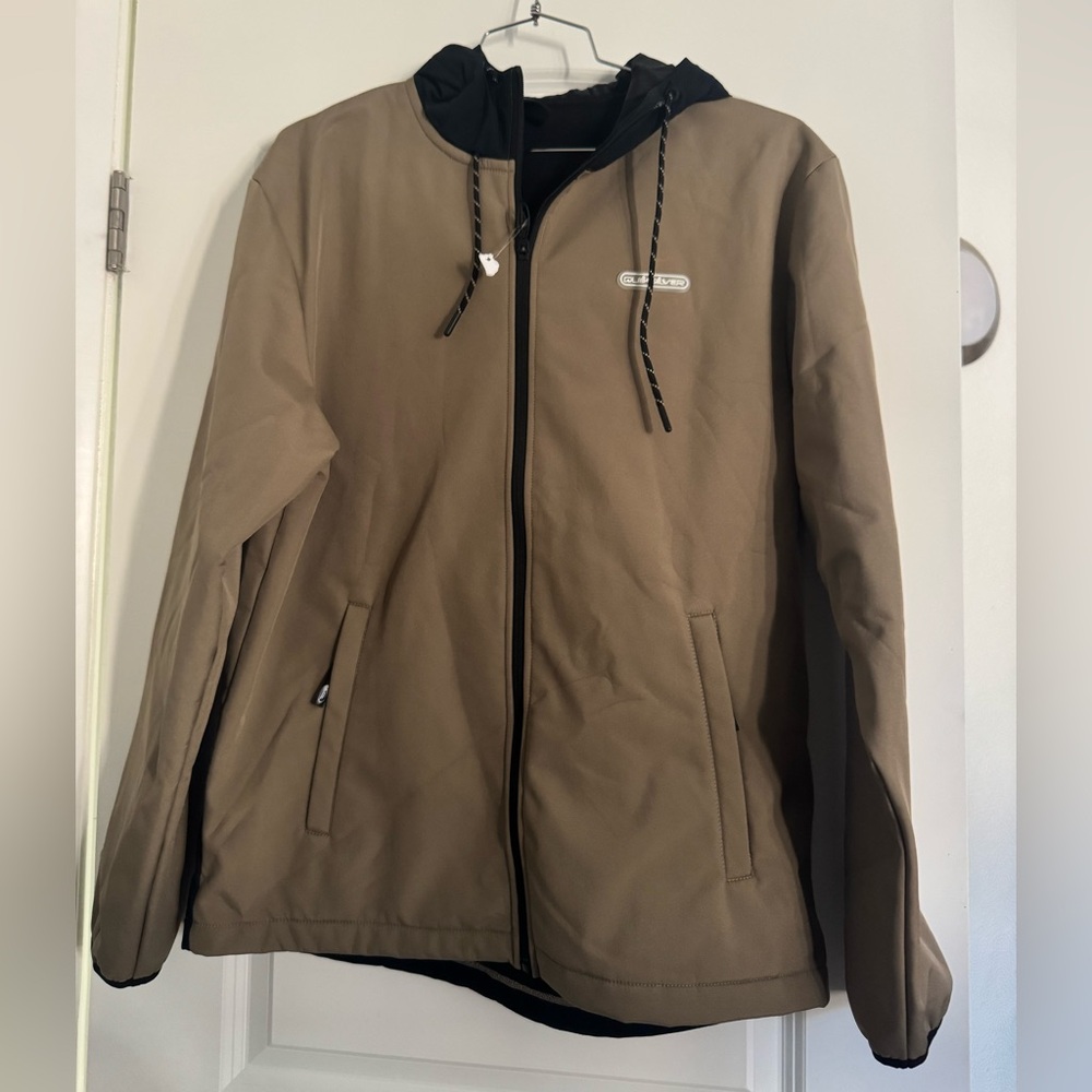 Quiksilver Men’s Brown & Black jacket size medium